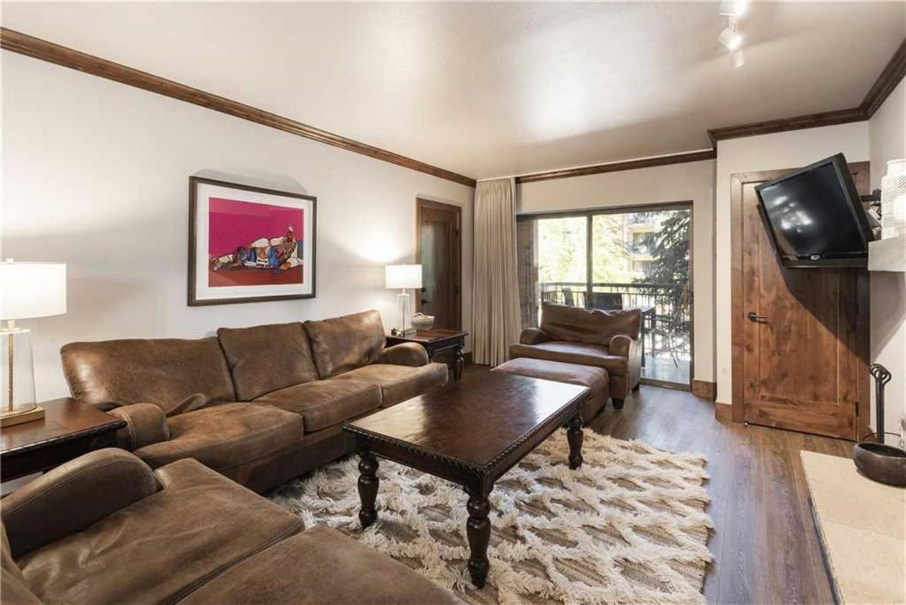 Park Station By Park City Lodging Villa Room photo
